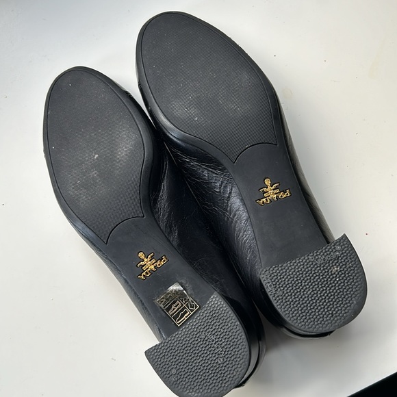 Prada black leather heels - Picture 6 of 12